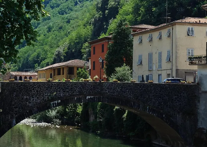Bridge Hotel